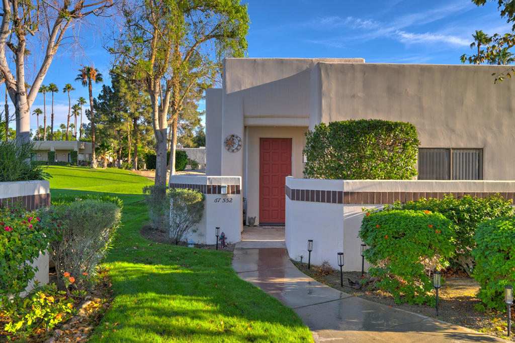 Residential Lease for rent at 67552 N Natoma Drive, Cathedral City CA featuring 2 beds and 2 baths