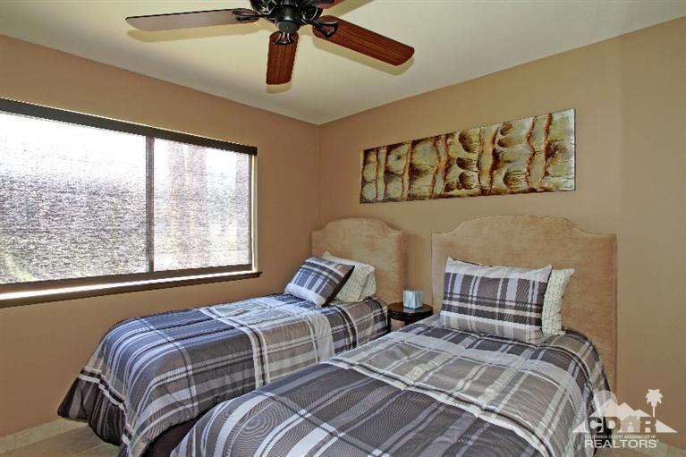 Residential Lease for rent at 72664 Eagle Road 3, Palm Desert CA featuring 2 beds and 1 bath