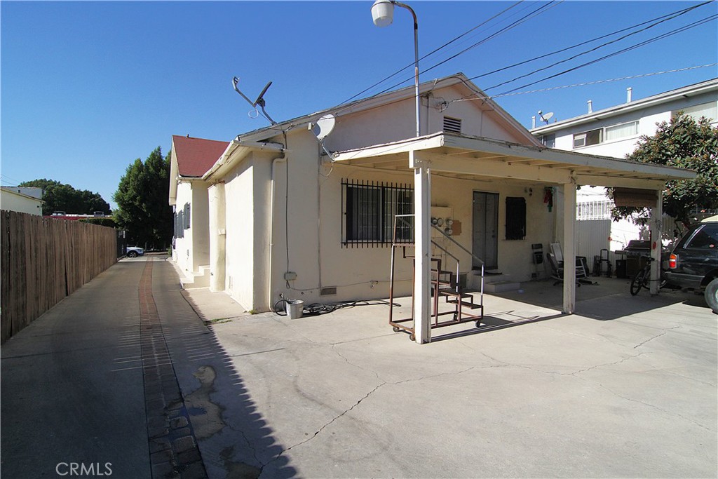 Residential Income for sale at 1108 N Kenmore Avenue, Los Angeles CA