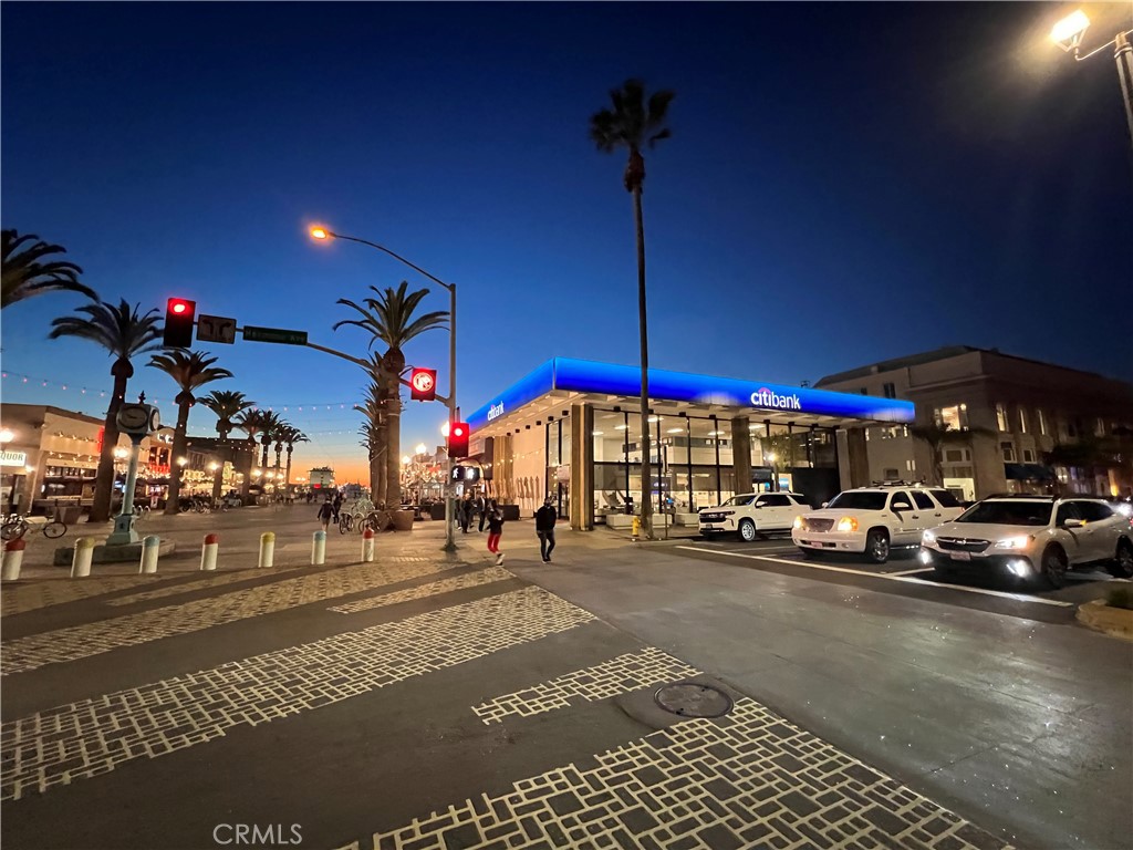 Residential Income for sale at 81 Pier Avenue, Hermosa Beach CA