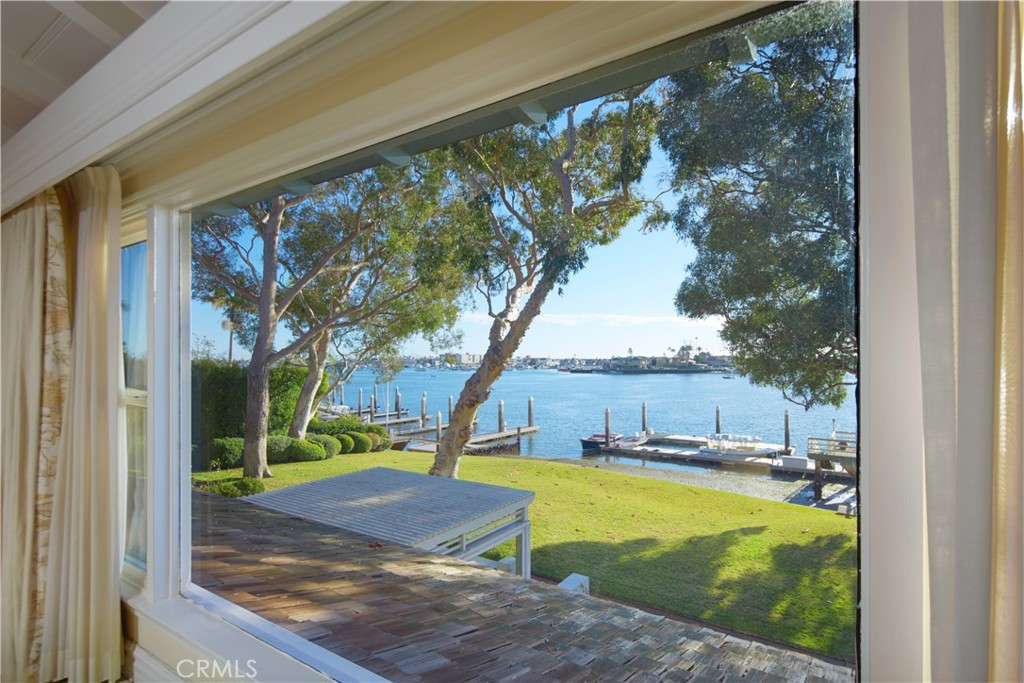 Residential for sale at 20 Harbor Island, Newport Beach CA featuring 6 beds and 5 baths