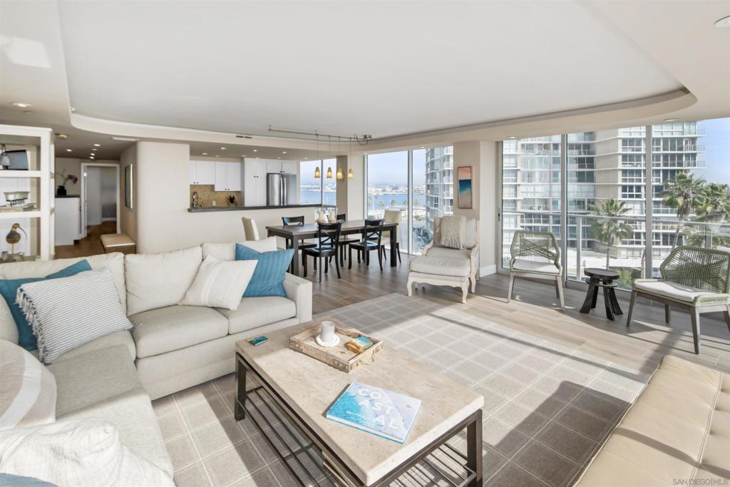 Residential Lease for rent at 1810 Avenida Del Mundo 508, Coronado CA featuring 3 beds and 2 baths