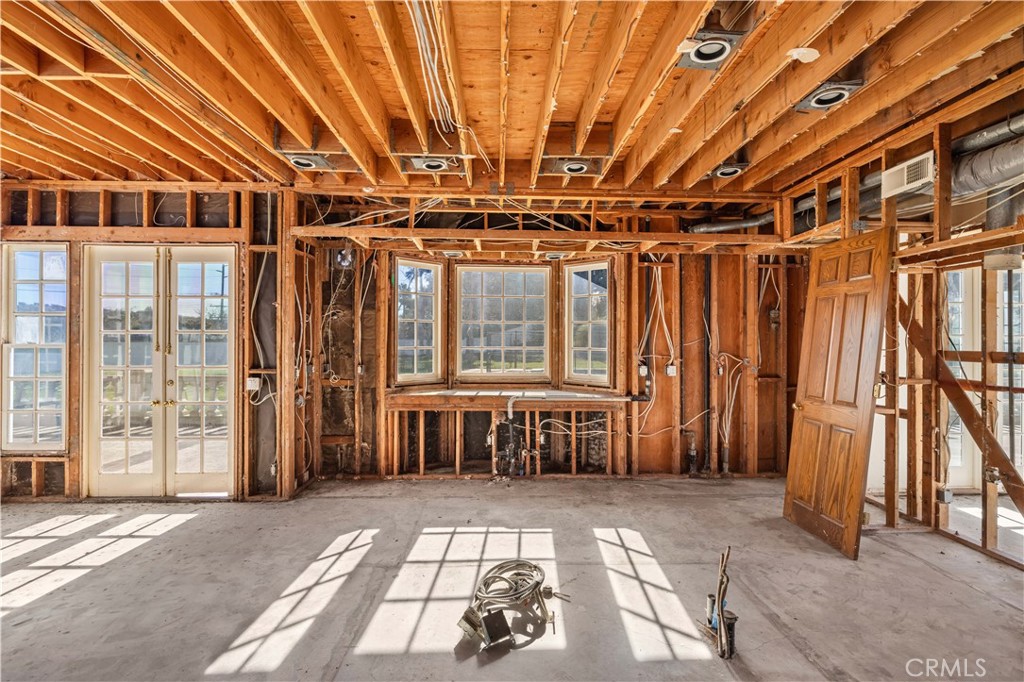 Residential for sale at 9 Leesbury Court, Newport Beach CA featuring 5 beds and 6 baths