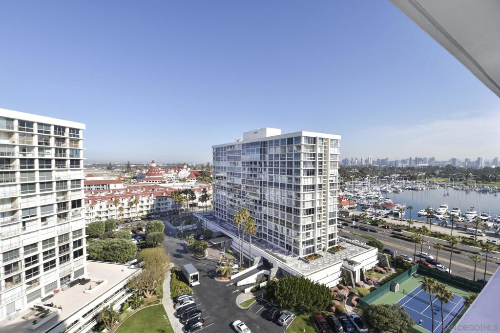 Residential Lease for rent at 1730 Avenida Del Mundo 1204, Coronado CA featuring 2 beds and 2 baths