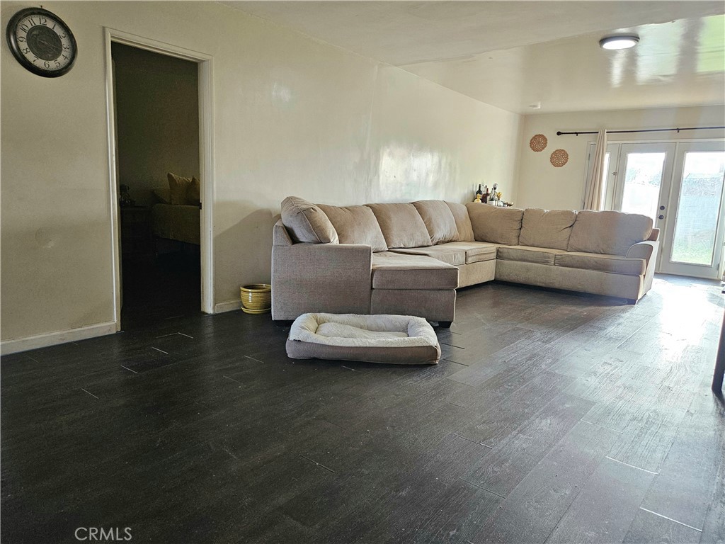 Residential for sale at 11825 Menlo Avenue, Hawthorne CA featuring 3 beds and 2 baths