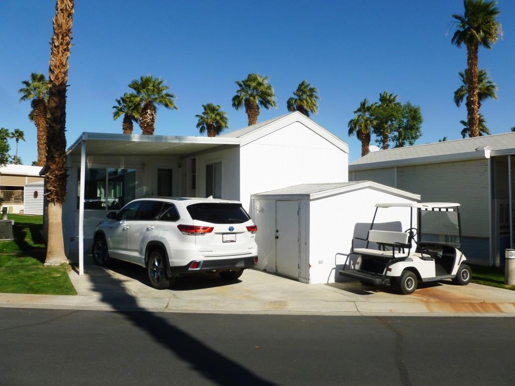 Manufactured In Park for sale at 84136 Ave 44, #395 395, Indio CA featuring 1 bed and 1 bath