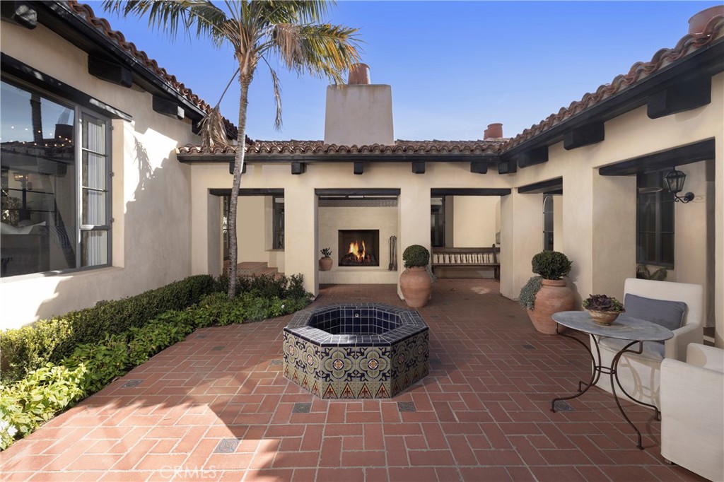 Residential Lease for rent at 43 Blue Heron, Irvine CA featuring 5 beds and 8 baths