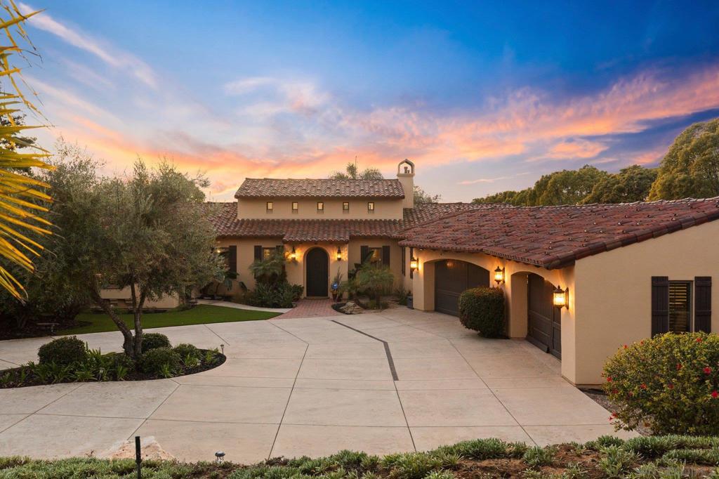 Residential Lease for rent at 29746 Nella Ln, Bonsall CA featuring 4 beds and 4 baths