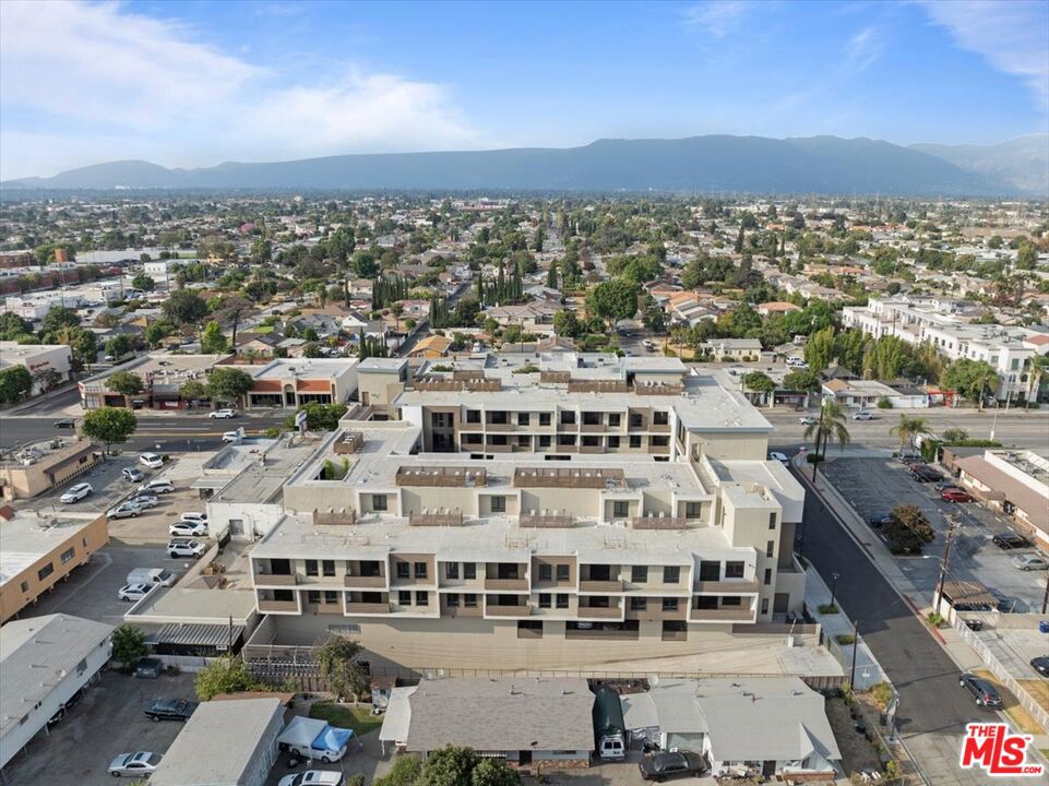 Residential Lease for rent at 860 E Valley Boulevard 304, San Gabriel CA featuring 2 beds and 2 baths