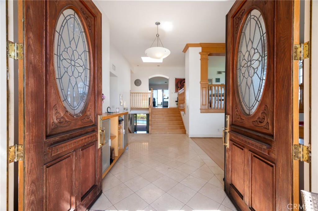 Residential for sale at 4 Paseo De Castana, Rancho Palos Verdes CA featuring 4 beds and 5 baths