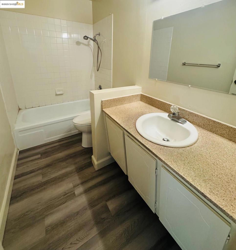 Residential for sale at 1459 Del Rio Cir C, Concord CA featuring 2 beds and 1 bath