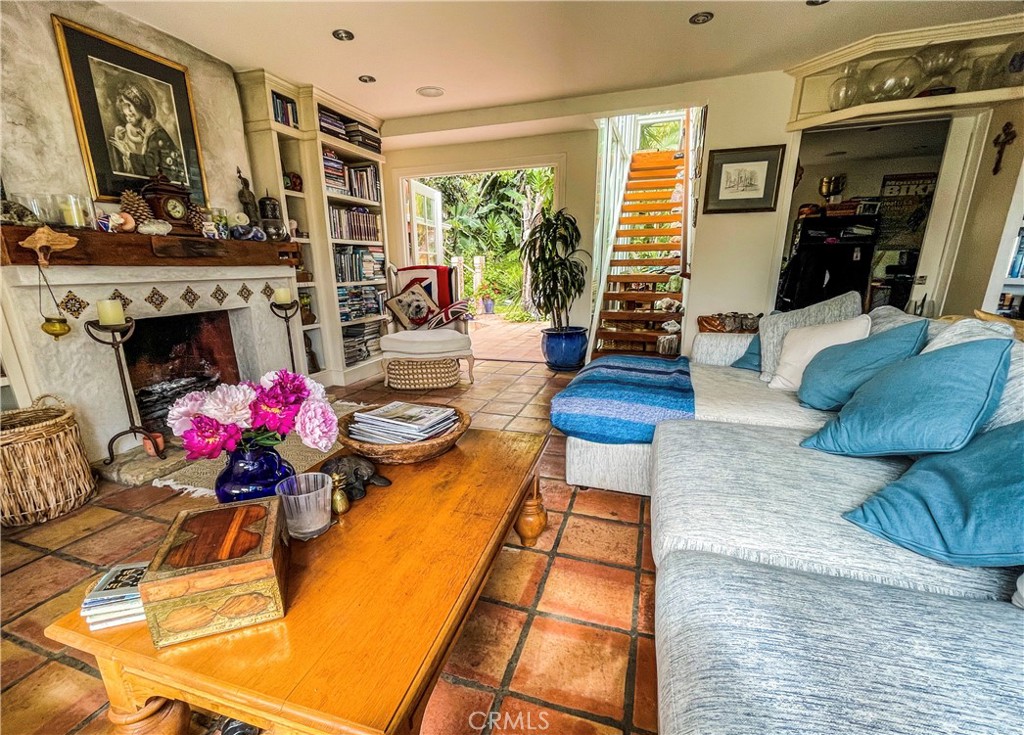 Residential Lease for rent at 30722 Marilyn Drive, Laguna Beach CA featuring 3 beds and 3 baths