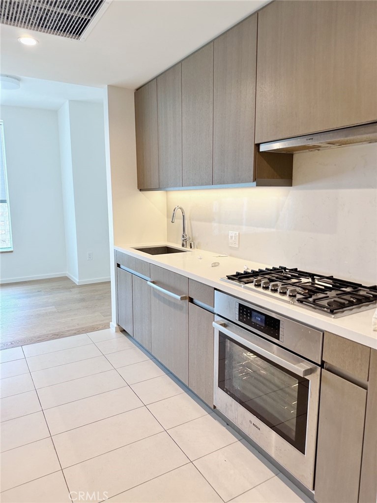 Residential for sale at 889 Francisco Street 2505, Los Angeles CA and 1 bath