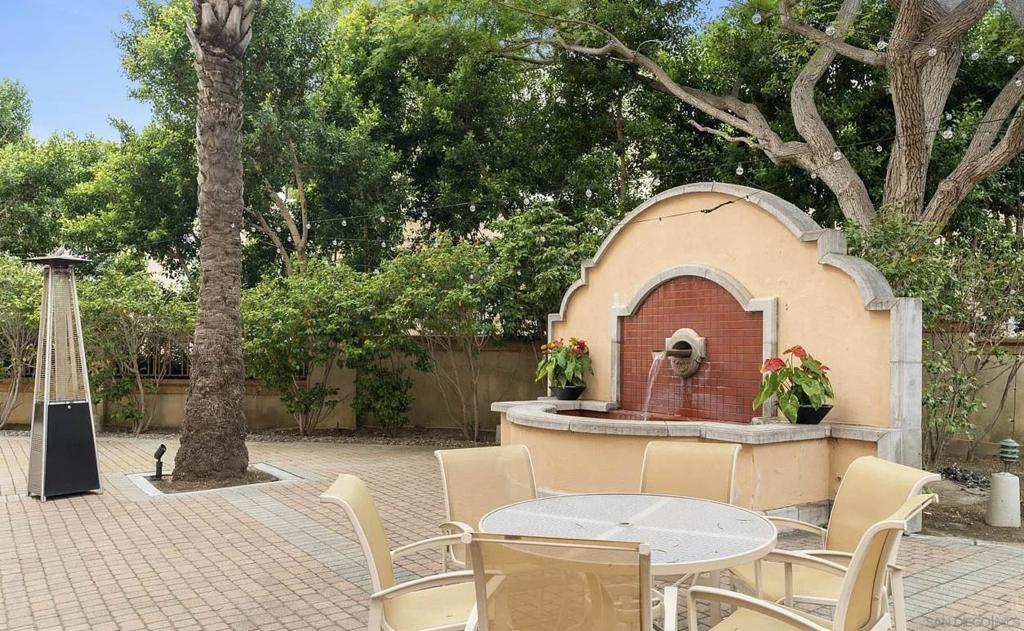 Residential Lease for rent at 3890 Nobel Drive 503, San Diego CA featuring 2 beds and 2 baths