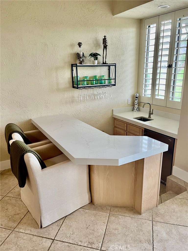 Residential Lease for rent at 54873 Southern Hills, La Quinta CA featuring 3 beds and 4 baths