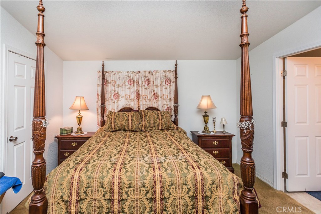 Manufactured In Park for sale at 3050 W Ball Road 88, Anaheim CA featuring 3 beds and 2 baths