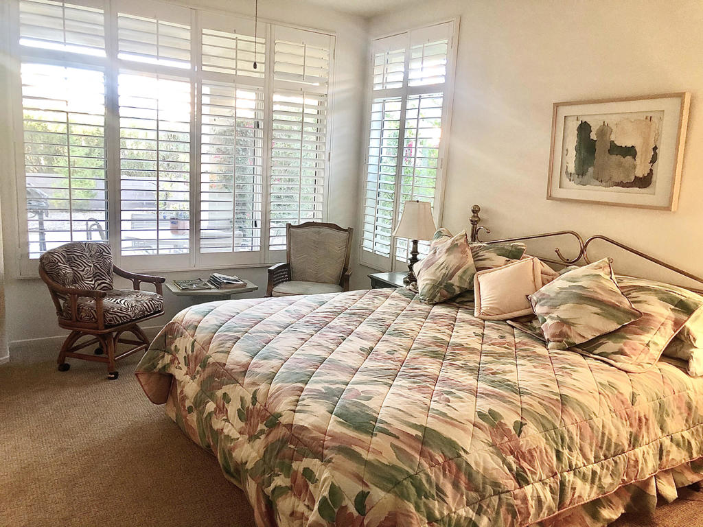 Residential Lease for rent at 78366 Moongold Road, Palm Desert CA featuring 2 beds and 2 baths