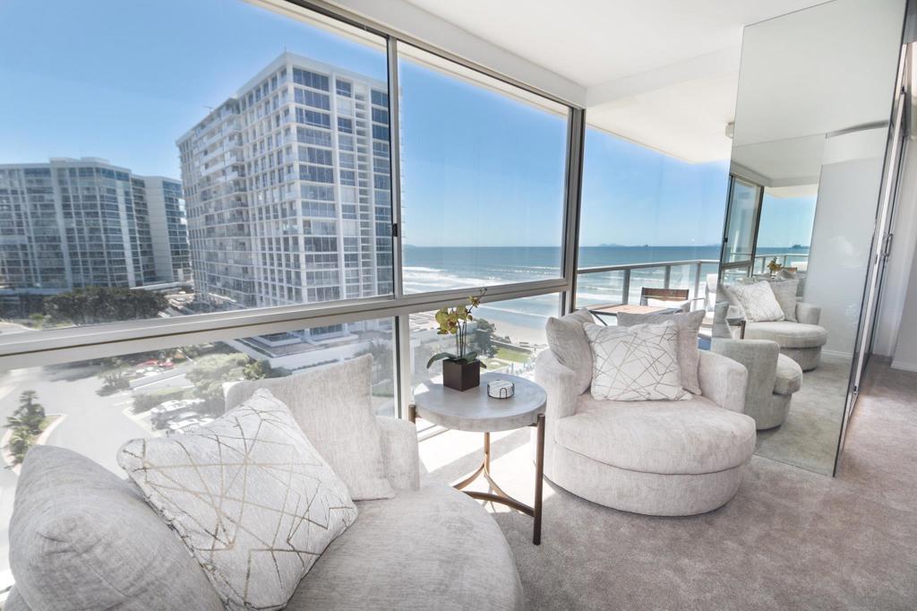 Residential Lease for rent at 1730 Avenida Del Mundo 610, Coronado CA featuring 2 beds and 2 baths