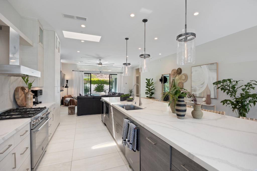 Residential Lease for rent at 52085 Avenida Cortez, La Quinta CA featuring 3 beds and 4 baths