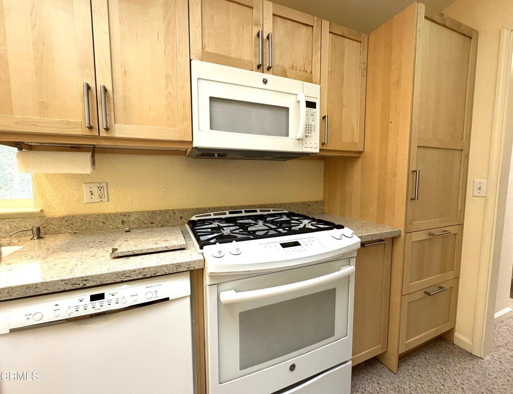 Manufactured In Park for sale at 43300 Little River Airport Road 35, Little River CA featuring 2 beds and 2 baths