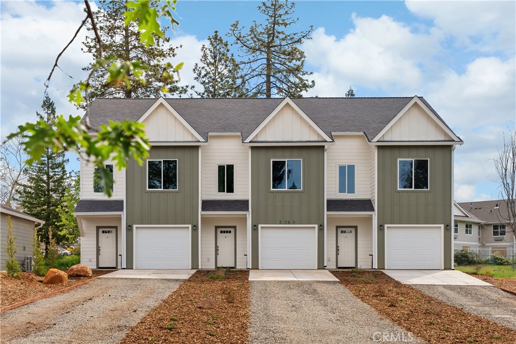 Residential Lease for rent at 5583 Linrich Lane, Paradise CA featuring 2 beds and 3 baths