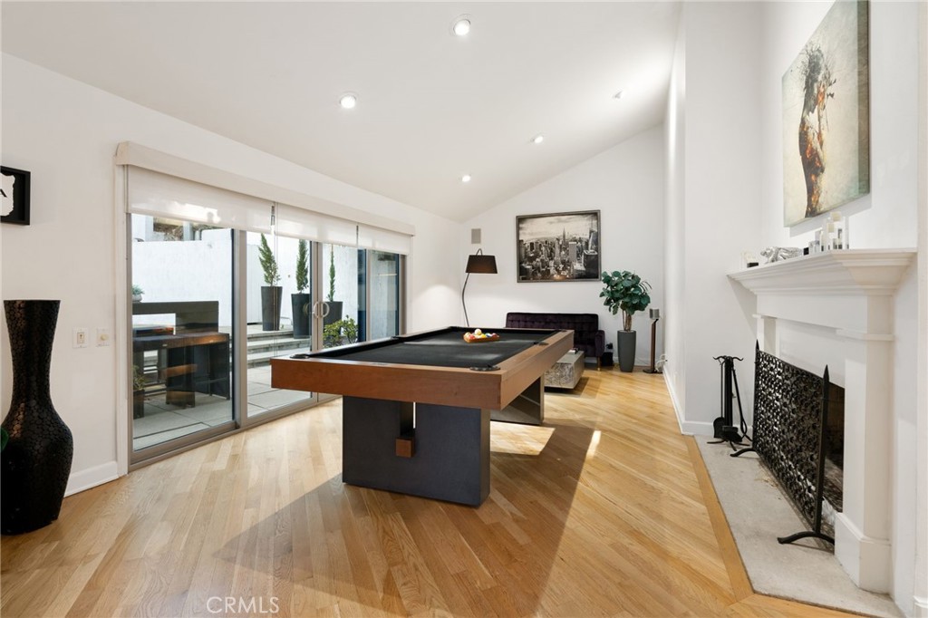 Residential Lease for rent at 1447 N Kings Road, West Hollywood CA featuring 4 beds and 4 baths