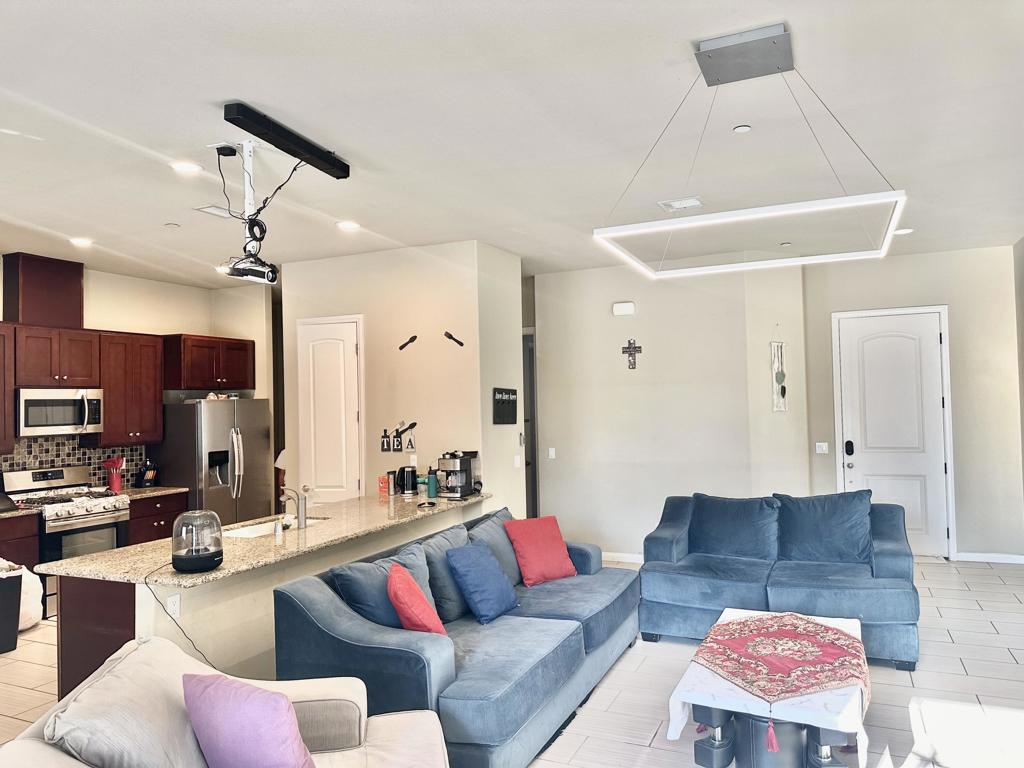 Residential Lease for rent at 31715 Avenida Alvera, Cathedral City CA featuring 4 beds and 2 baths