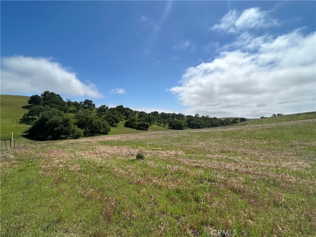 Residential for sale at 1975 Hidden Acre Ln, Paso Robles CA featuring 3 beds and 2 baths