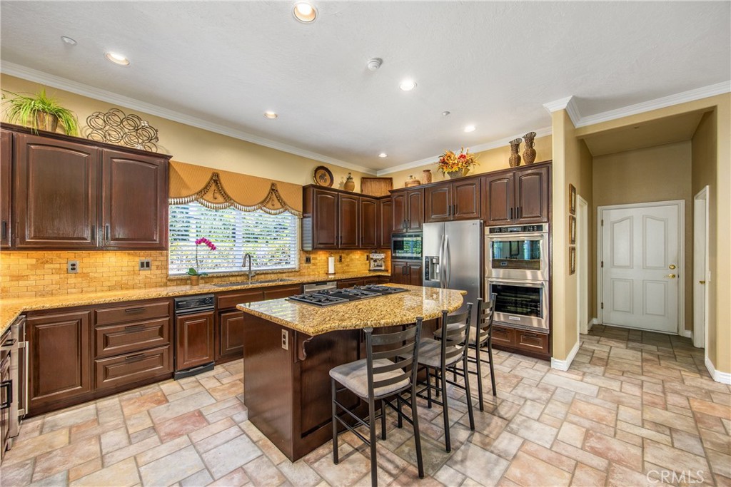 Residential for sale at 652 Fairway Drive, Redlands CA featuring 5 beds and 5 baths