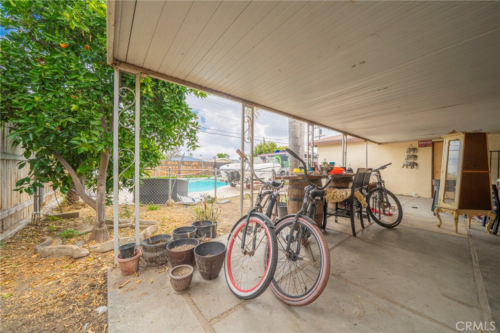 Residential for sale at 3520 Planz Road, Bakersfield CA featuring 3 beds and 2 baths