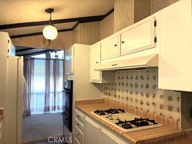 Manufactured In Park for sale at 7425 Church Street 111, Yucca Valley CA featuring 2 beds and 2 baths