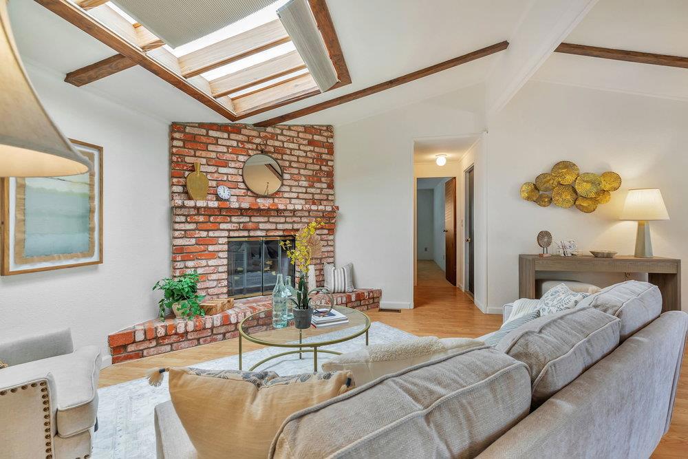 Manufactured In Park for sale at 199 Leisure Drive, Morgan Hill CA featuring 2 beds and 3 baths