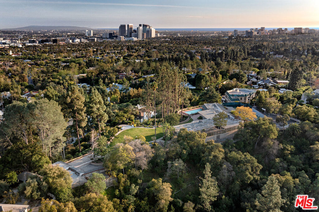 Residential for sale at 1005 N Alpine Drive, Beverly Hills CA featuring 4 beds and 6 baths