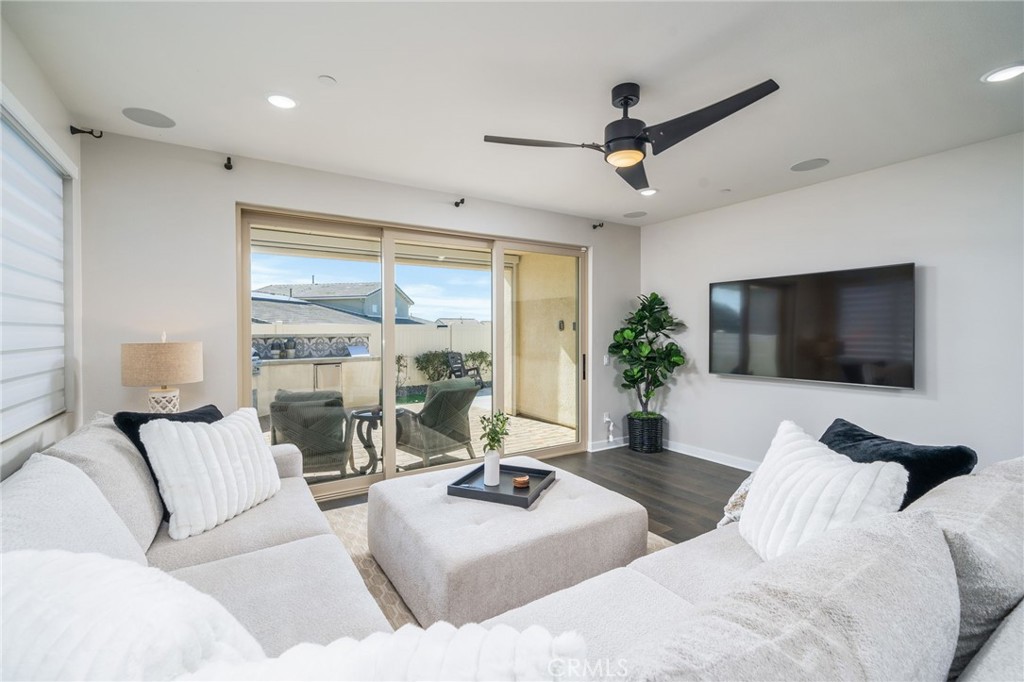 Residential for sale at 1525 Overpark Lane, Beaumont CA featuring 2 beds and 2 baths