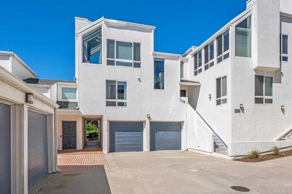 Residential Lease for rent at 328 SHOMAKER CT., Solana Beach CA featuring 3 beds and 3 baths