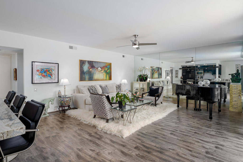 Residential Lease for rent at 477 Desert Lakes Drive, Palm Springs CA featuring 2 beds and 3 baths