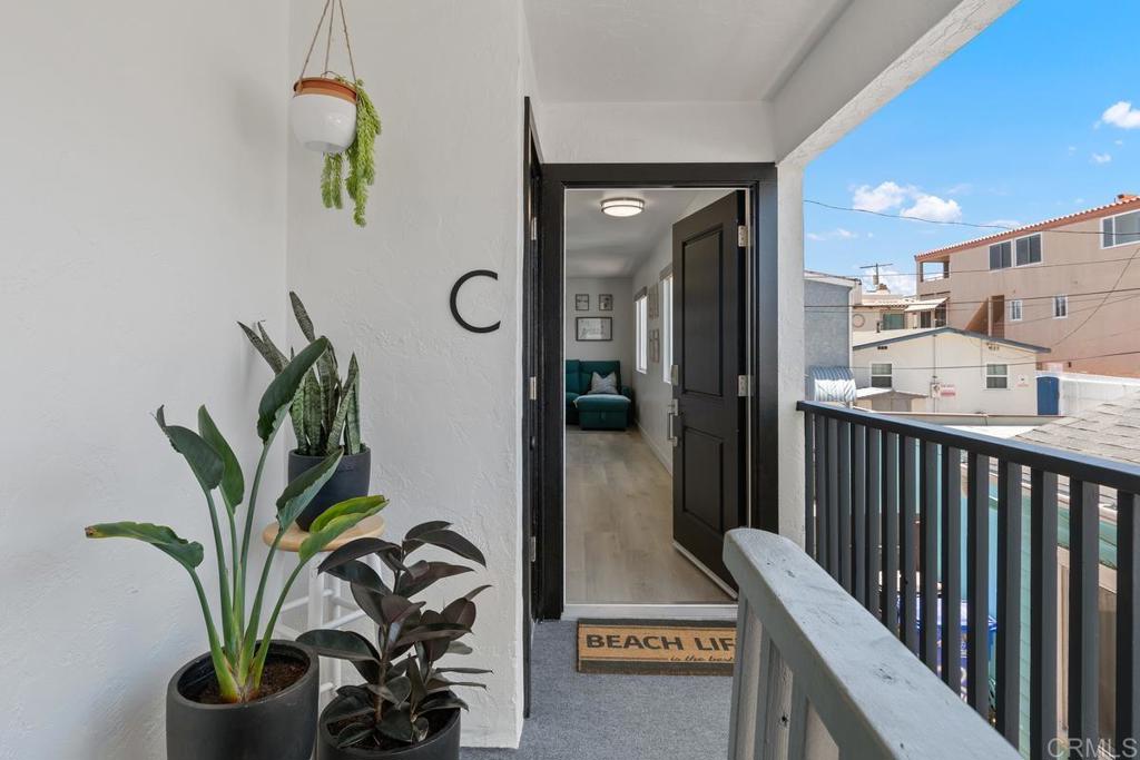 Residential Lease for rent at 725 Kingston Court, San Diego CA and 1 bath