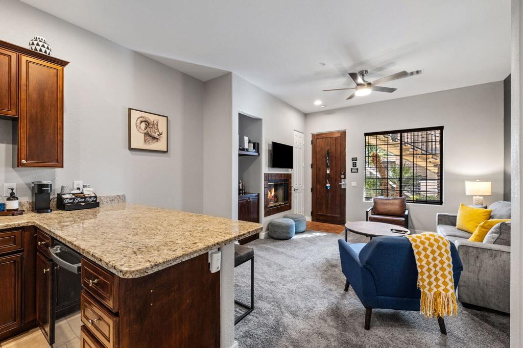 Residential for sale at 50590 Santa Rosa Plaza 1, La Quinta CA featuring 1 bed and 1 bath