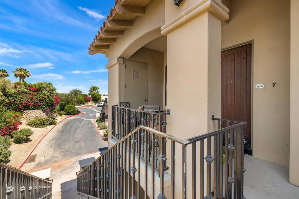 Residential for sale at 50610 Santa Rosa Plaza 7, La Quinta CA featuring 1 bed and 1 bath