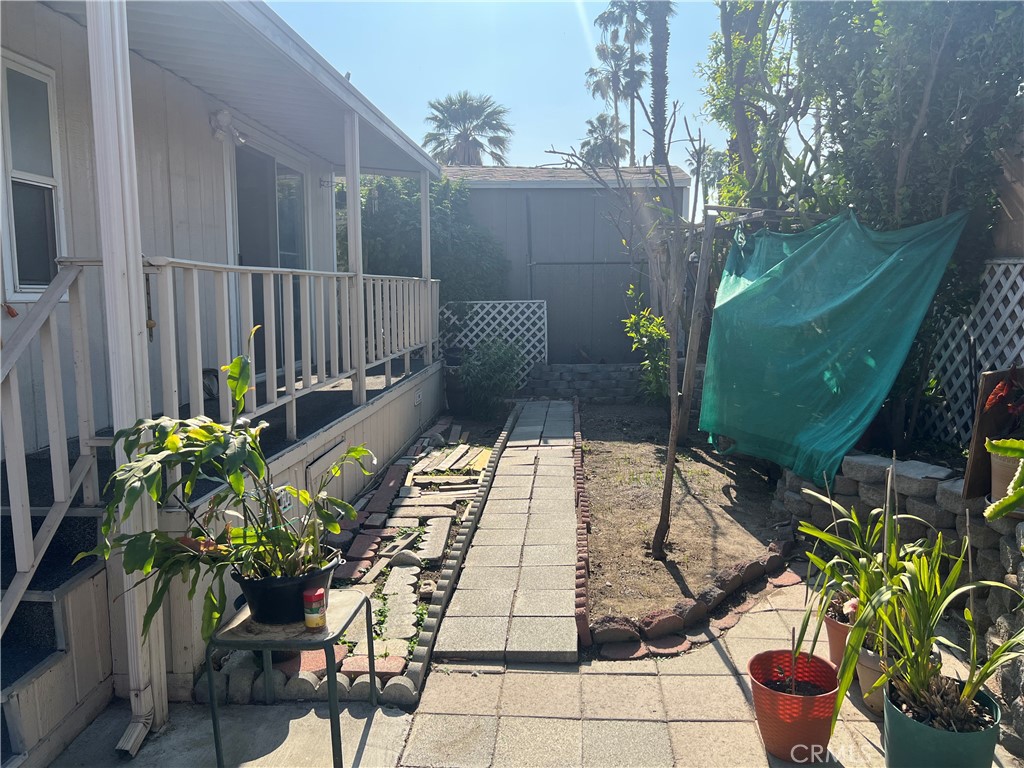 Manufactured In Park for sale at 2139 E 4th Street 39, Ontario CA featuring 3 beds and 2 baths