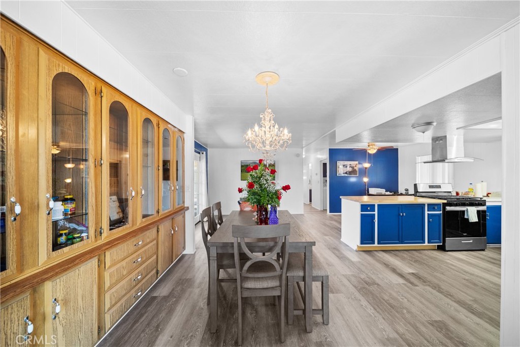 Manufactured In Park for sale at 9391 California Avenue 56, Riverside CA featuring 2 beds and 2 baths