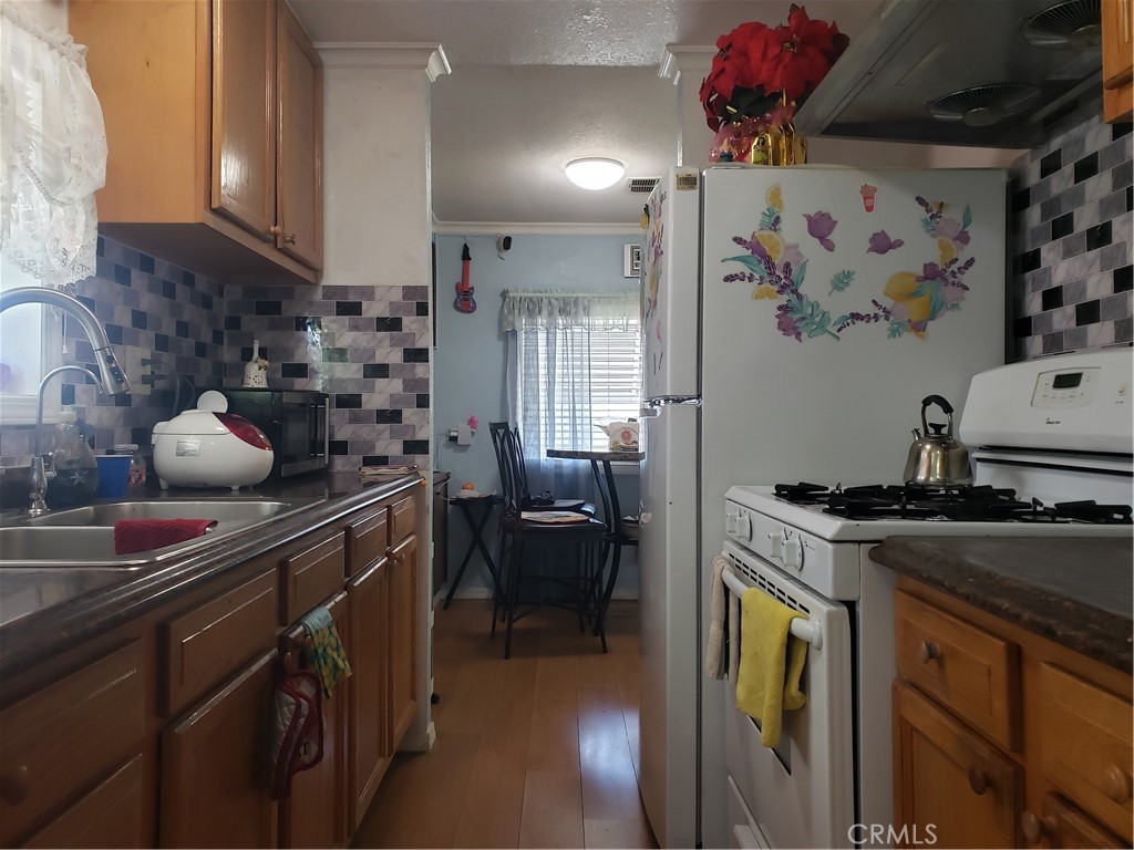 Manufactured In Park for sale at 3929 W 5th Street 16, Santa Ana CA featuring 2 beds and 2 baths