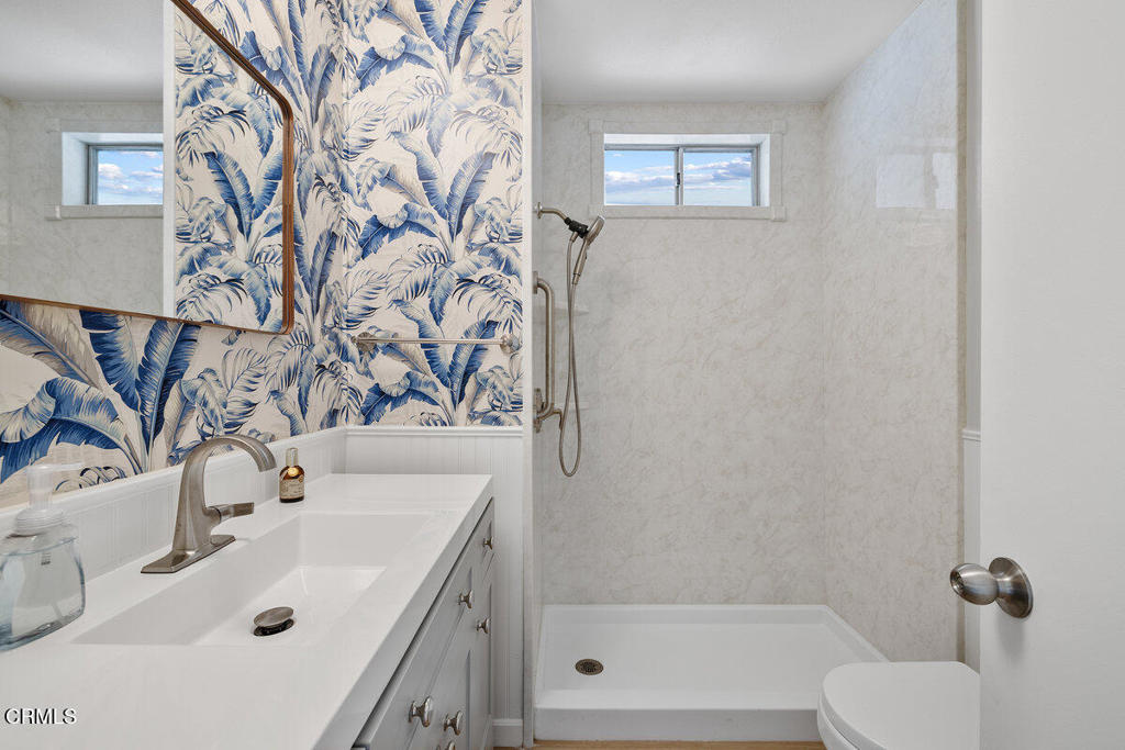 Manufactured In Park for sale at 1150 Ventura Boulevard 110, Camarillo CA featuring 2 beds and 2 baths