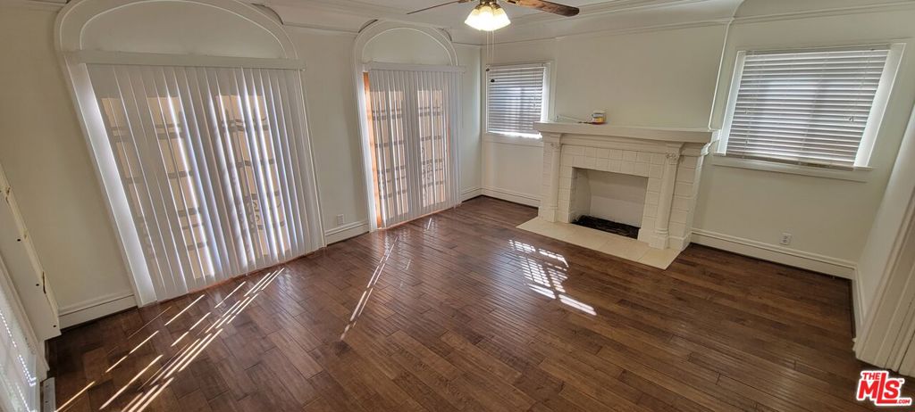 Residential Income for sale at 1125 3rd Avenue, Los Angeles CA featuring 12 beds and 12 baths