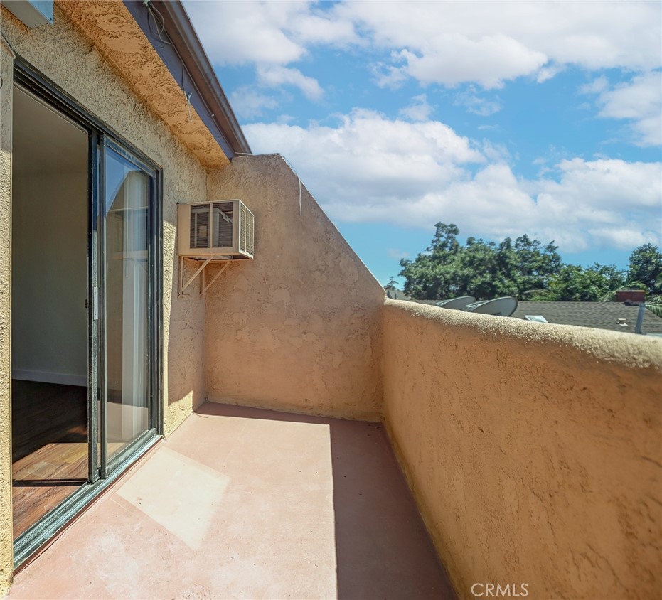 Residential Income for sale at 709 E Chestnut Avenue, Santa Ana CA