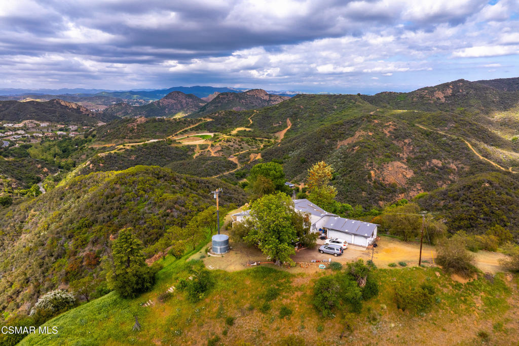 Residential for sale at 102 W Carlisle Road, Thousand Oaks CA featuring 3 beds and 2 baths