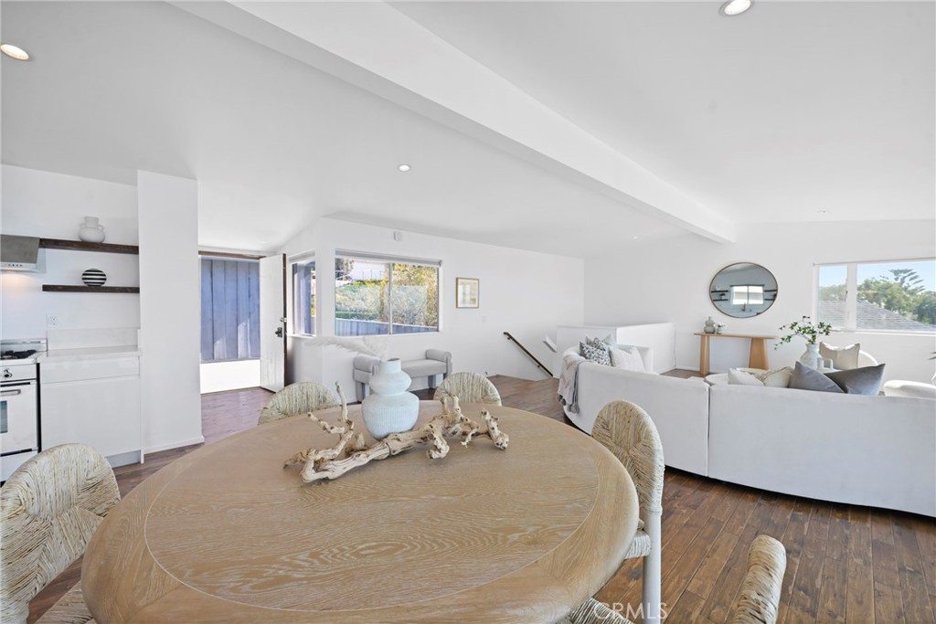 Residential Lease for rent at 31161 Holly Drive, Laguna Beach CA featuring 5 beds and 3 baths