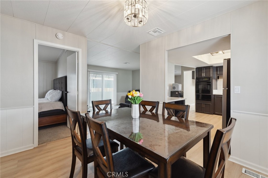 Manufactured In Park for sale at 4401 Hughes Lane 148, Bakersfield CA featuring 3 beds and 3 baths