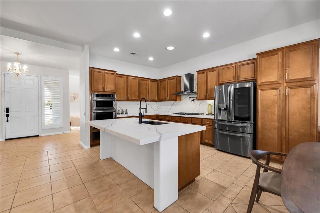 Residential for sale at 44875 Via Catalina, La Quinta CA featuring 3 beds and 3 baths