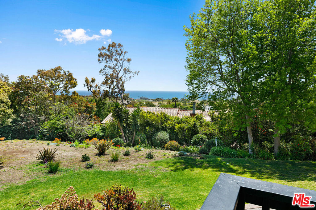 Residential Lease for rent at 29528 Harvester Road, Malibu CA featuring 5 beds and 5 baths